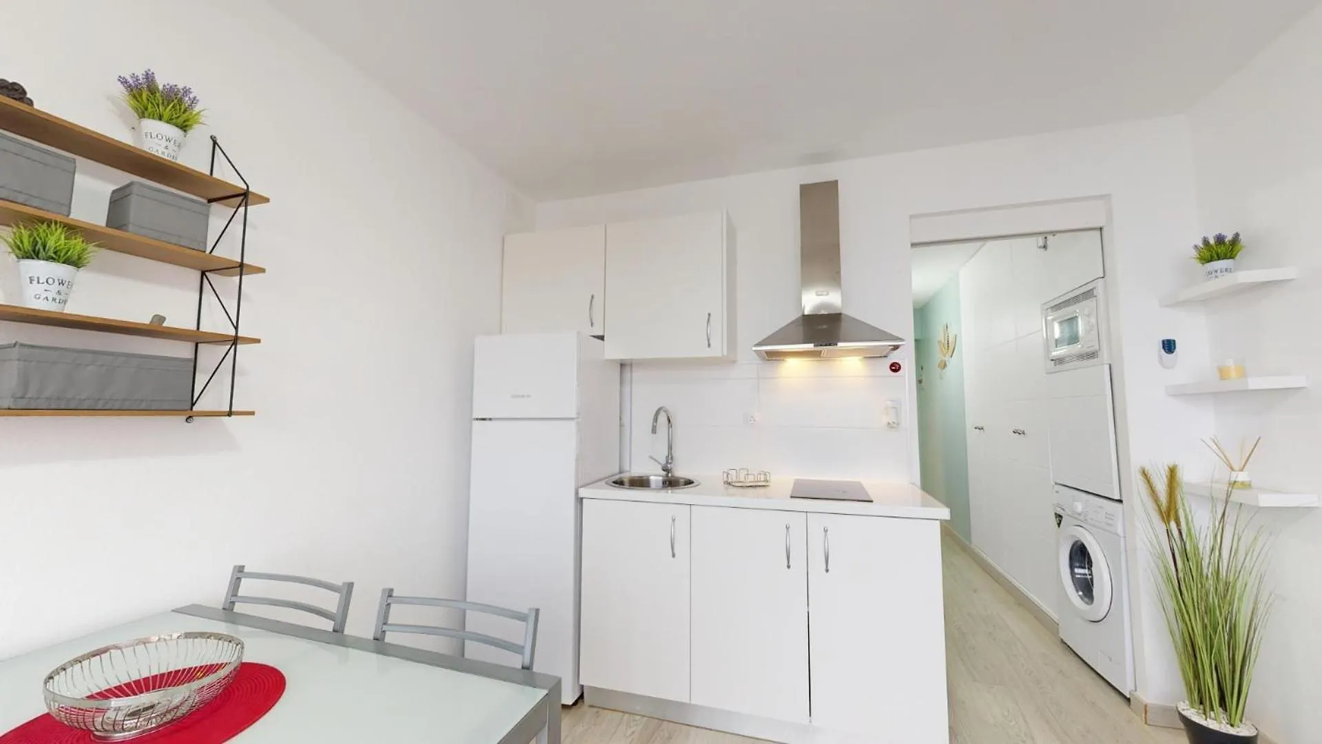 Studio 30M2 ,Vue Sur Mer Et Piscine Roses 0*,  Spain