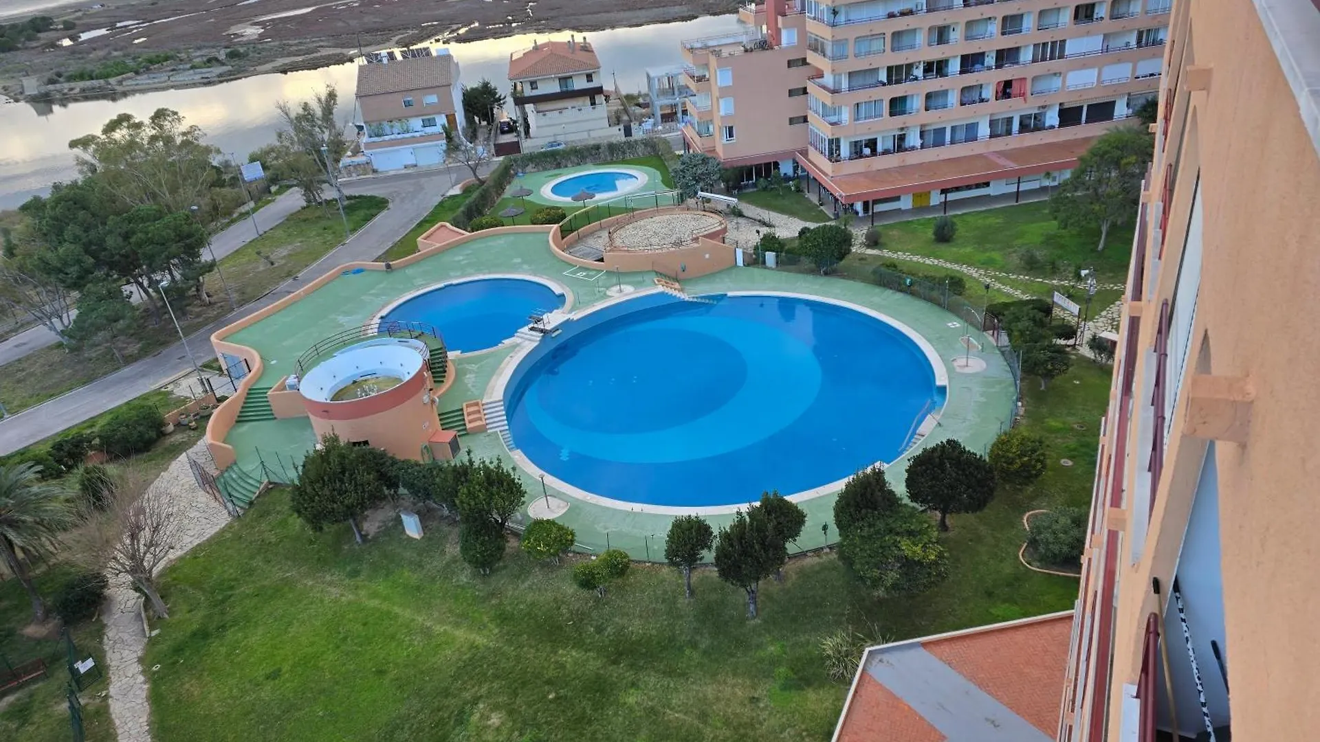 Studio 30M2 ,Vue Sur Mer Et Piscine Roses